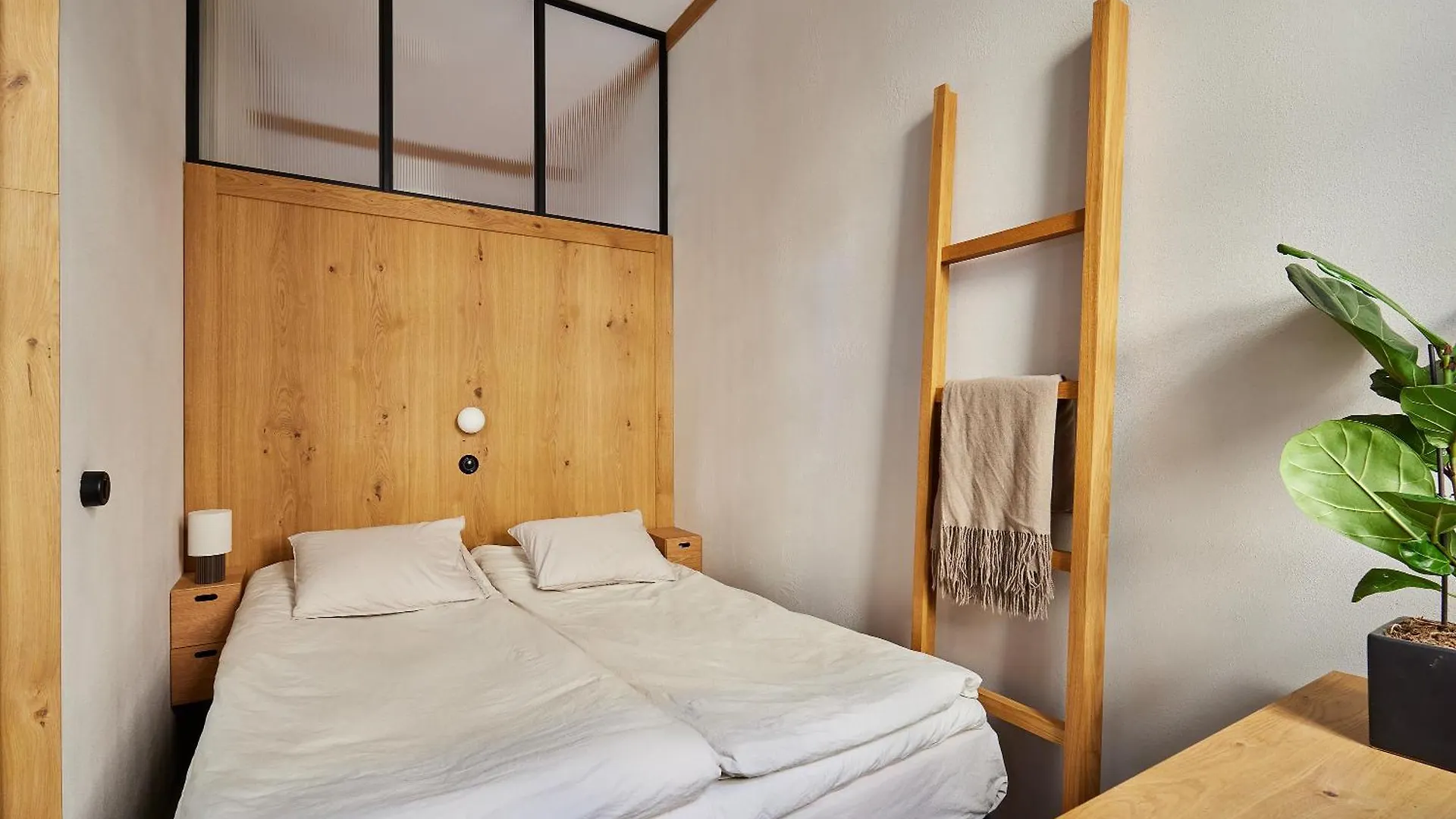 Design District Gem, Private Sauna Helsinki 0*,